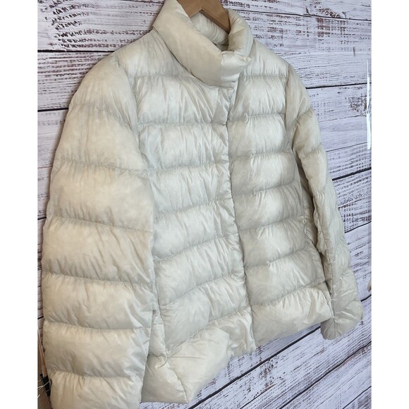 Uniqlo Ultra Light Down Puffer Jacket Women's Off White Cream M Snap - Picture 5 of 7